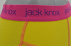Boxer amarelo sólido do OEM - Costura de contraste e logotipo impresso (JMC11061)